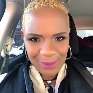 Meet your Posher, Alvina